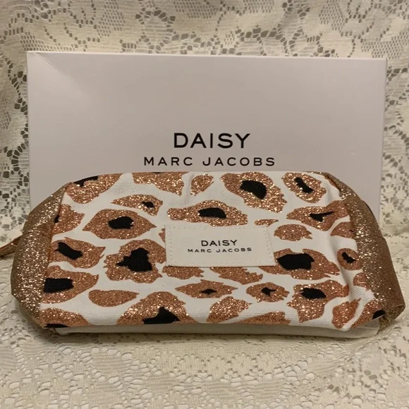 Daisy by Marc Jacobs - Picture 6 of 7